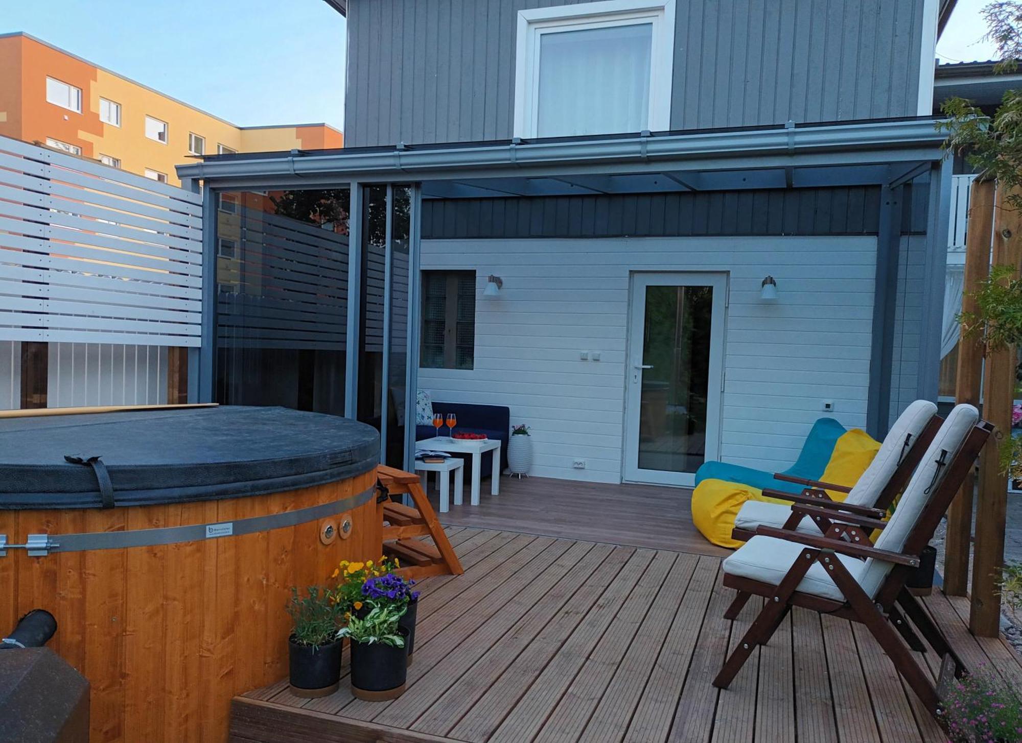 Apartamento Liisu Külalistemaja Haapsalu Exterior foto